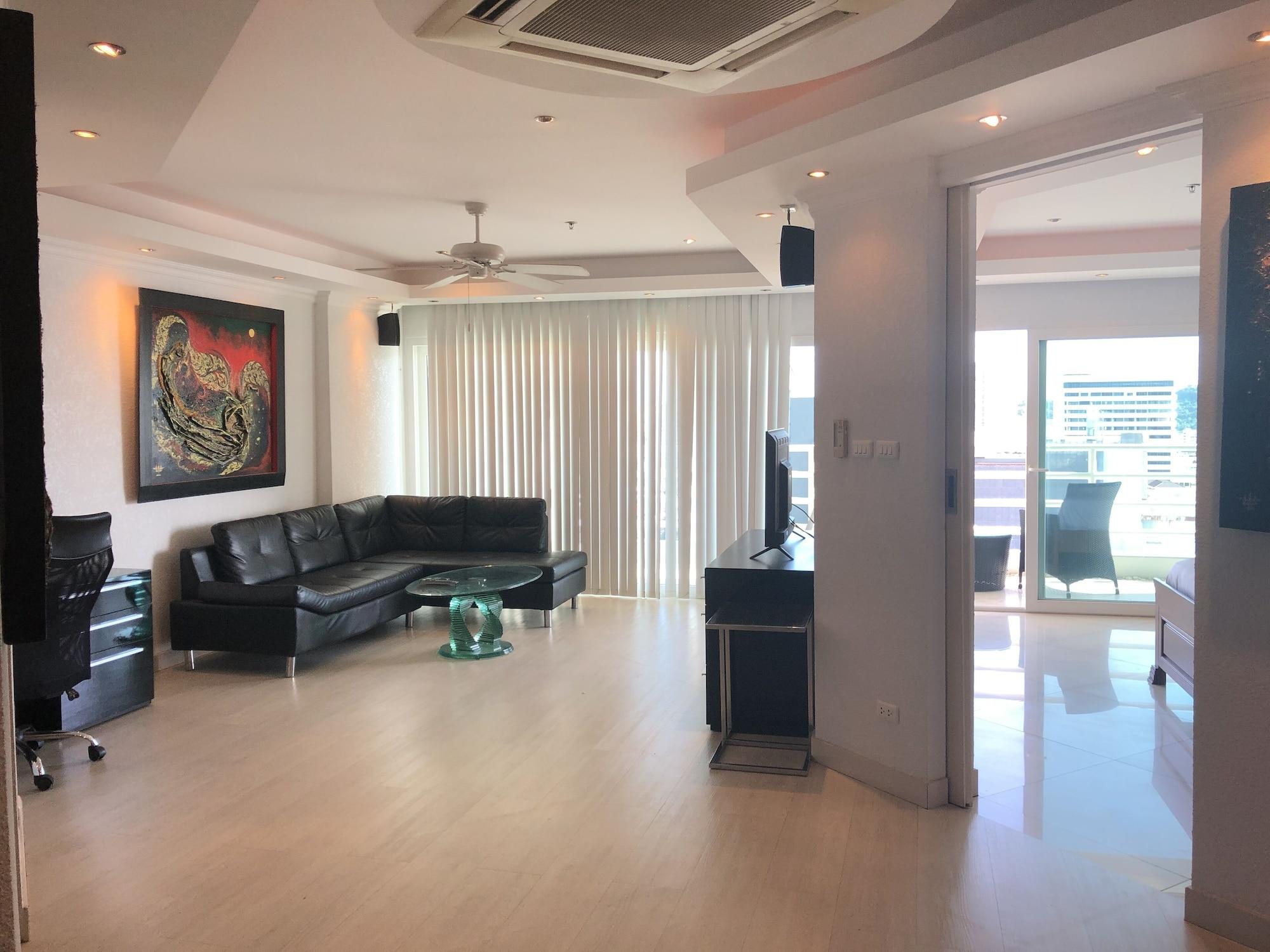 View Talay 6 Condominium By Honey Pattaya Buitenkant foto