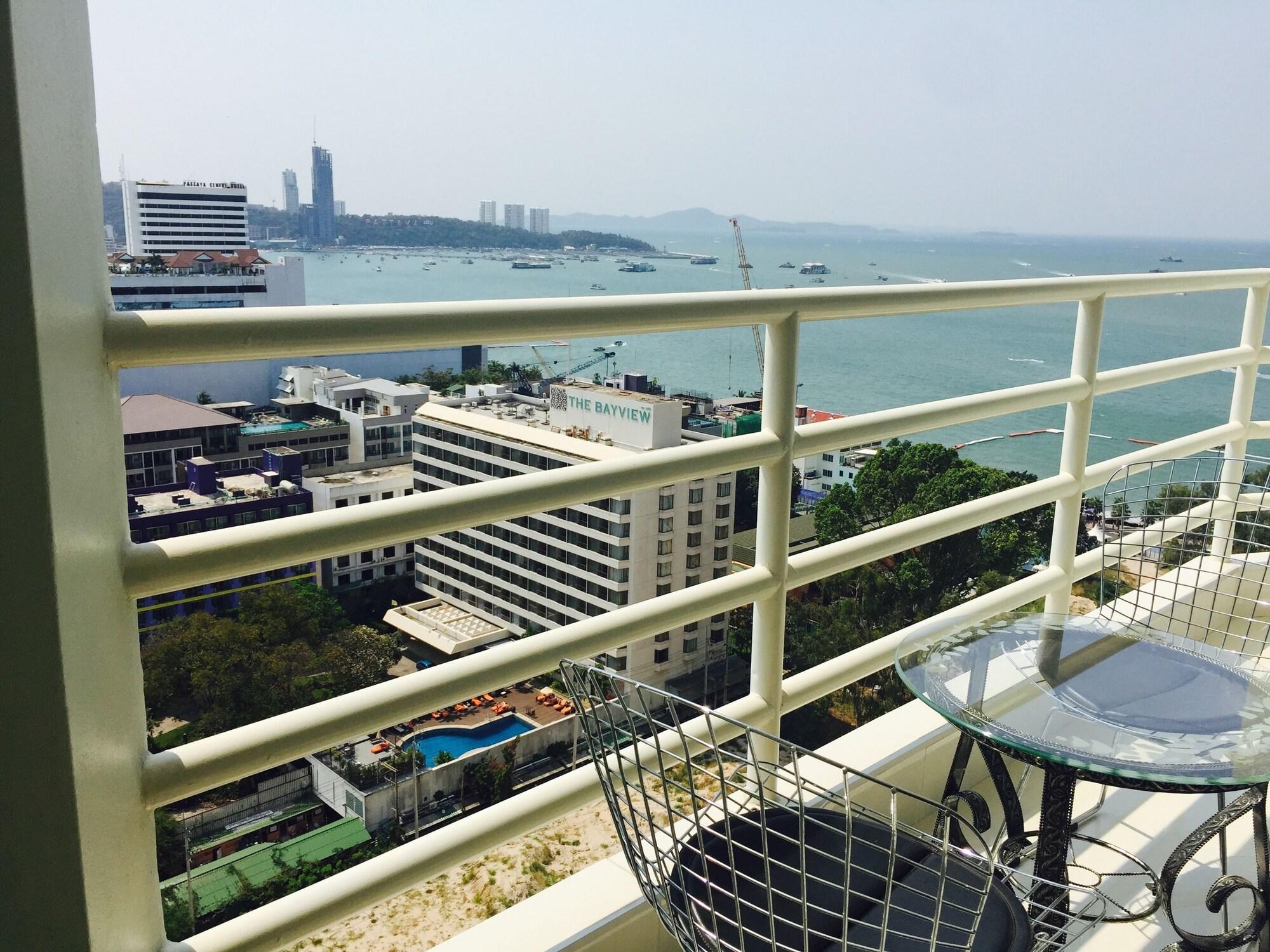 View Talay 6 Condominium By Honey Pattaya Buitenkant foto