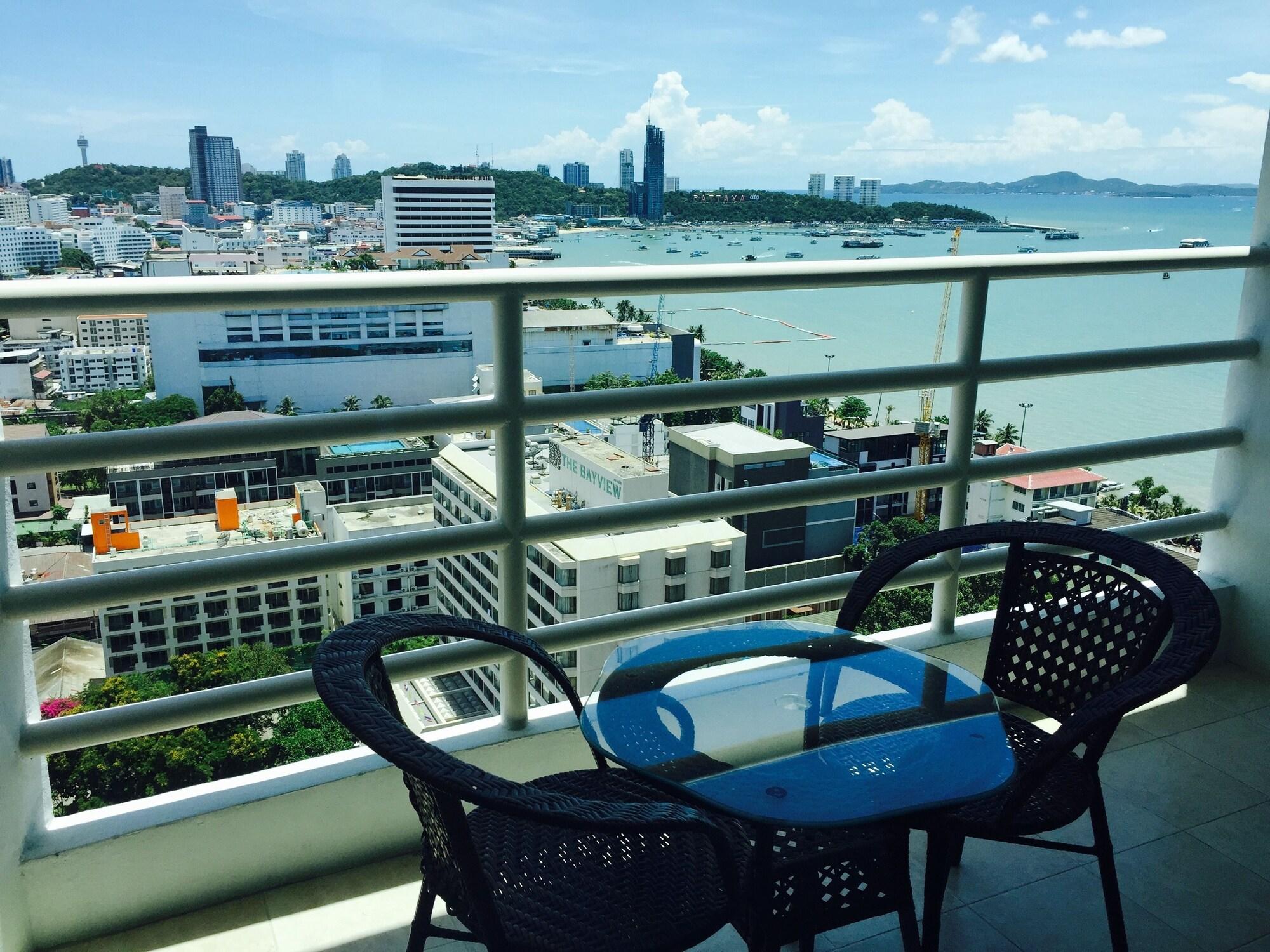 View Talay 6 Condominium By Honey Pattaya Buitenkant foto